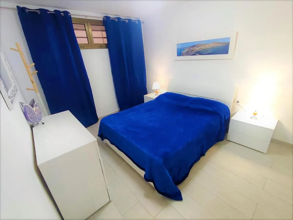 Апартаменты Valdes Center Los Cristianos Лос Кристианос